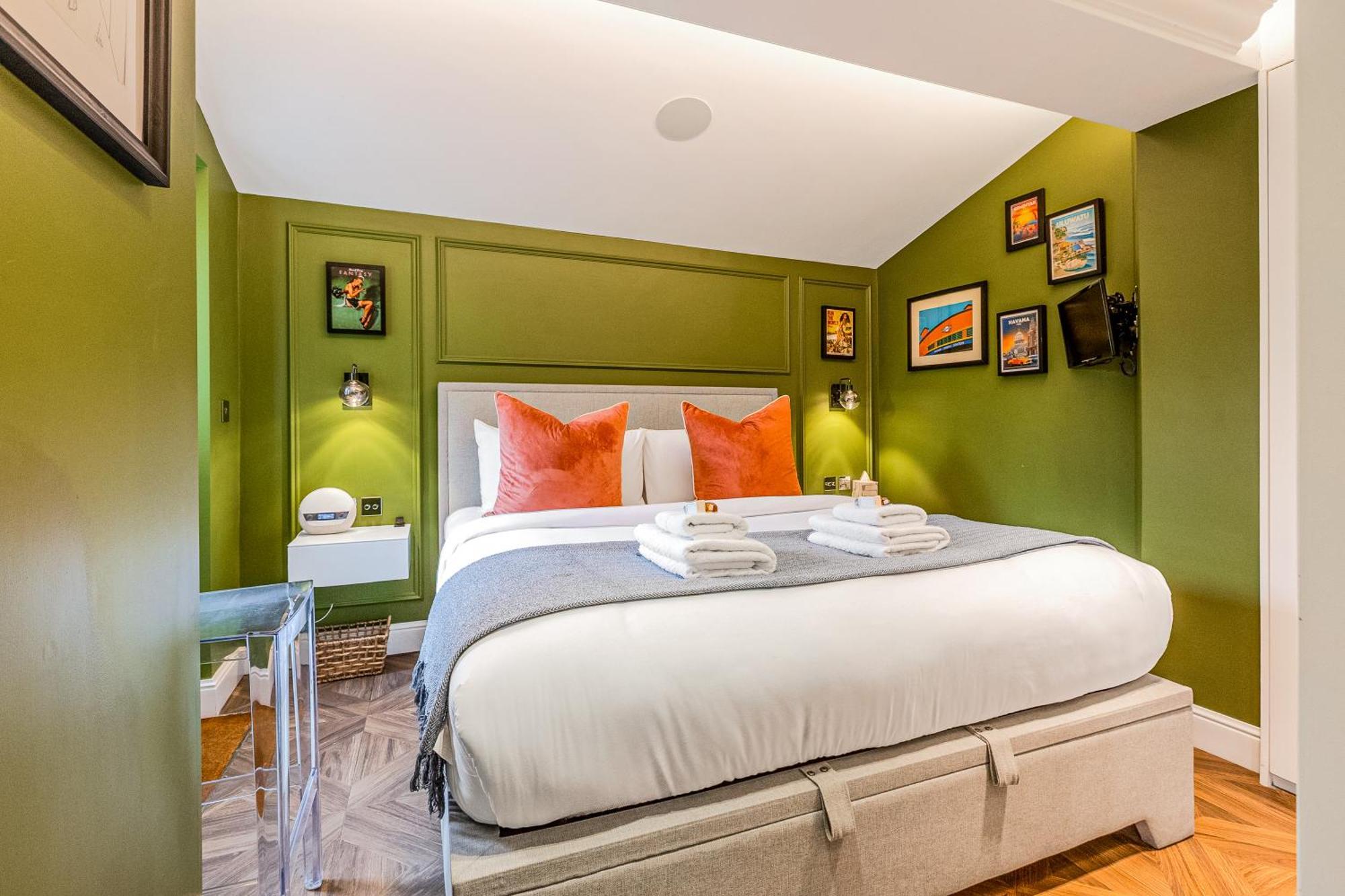 Stylish 2br Flat W Gardn In Wood Green, 2 Min Tube Appartamento Londra